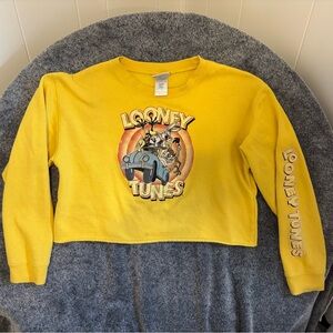 Vintage Warner Bros. Looney Tunes Yellow Sweatshirt graphic